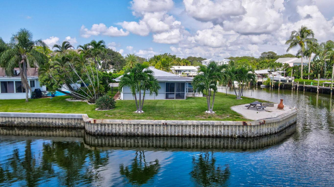 207 Body Ct Jupiter, FL 33477