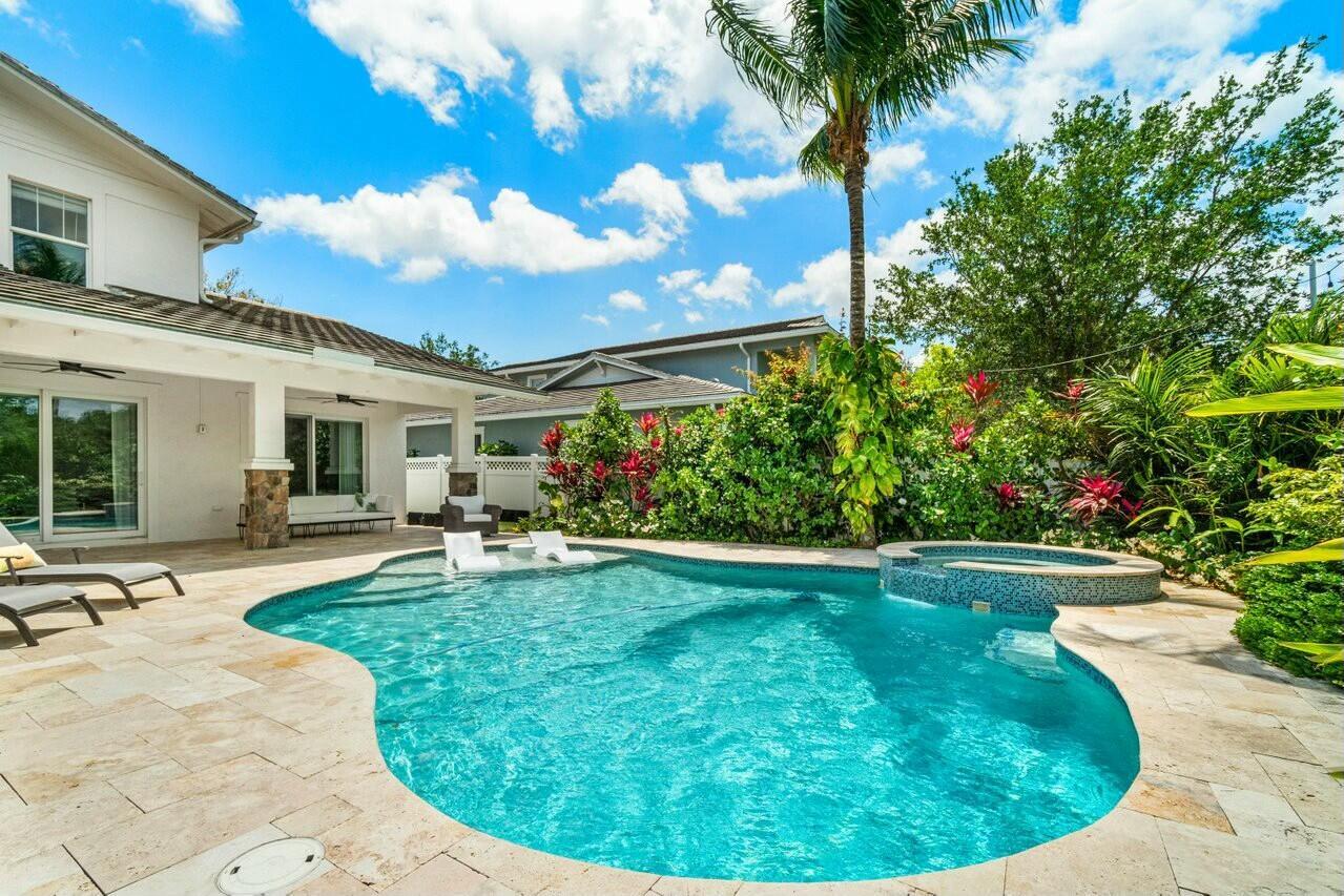 2724 Wymberly Dr Jupiter, FL 33458