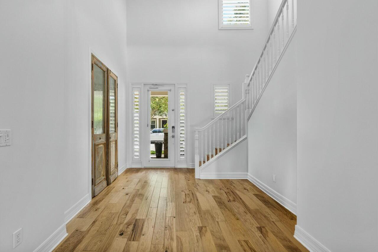 2724 Wymberly Dr Jupiter, FL 33458