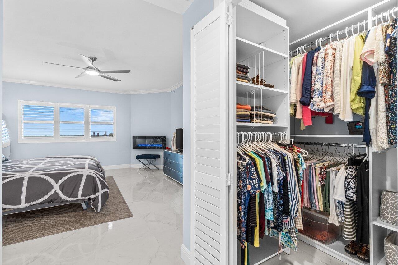 2650 Lake Shr Dr #406 Riviera Beach, FL 33404