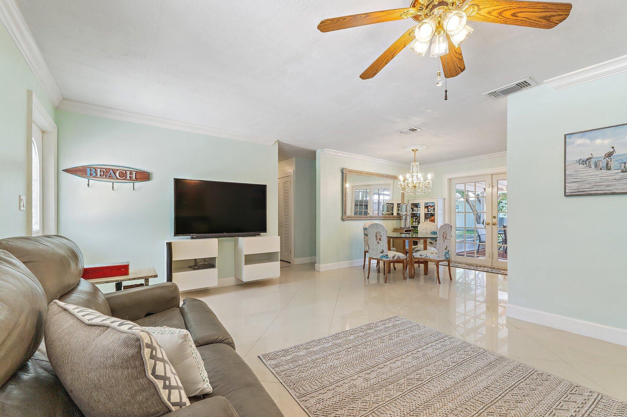 314 Fern St Jupiter, FL 33458