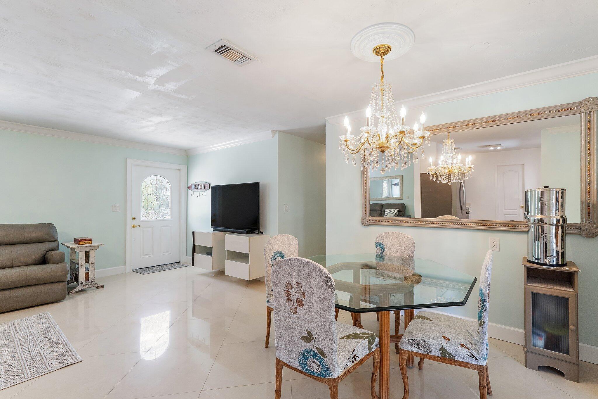 314 Fern St Jupiter, FL 33458