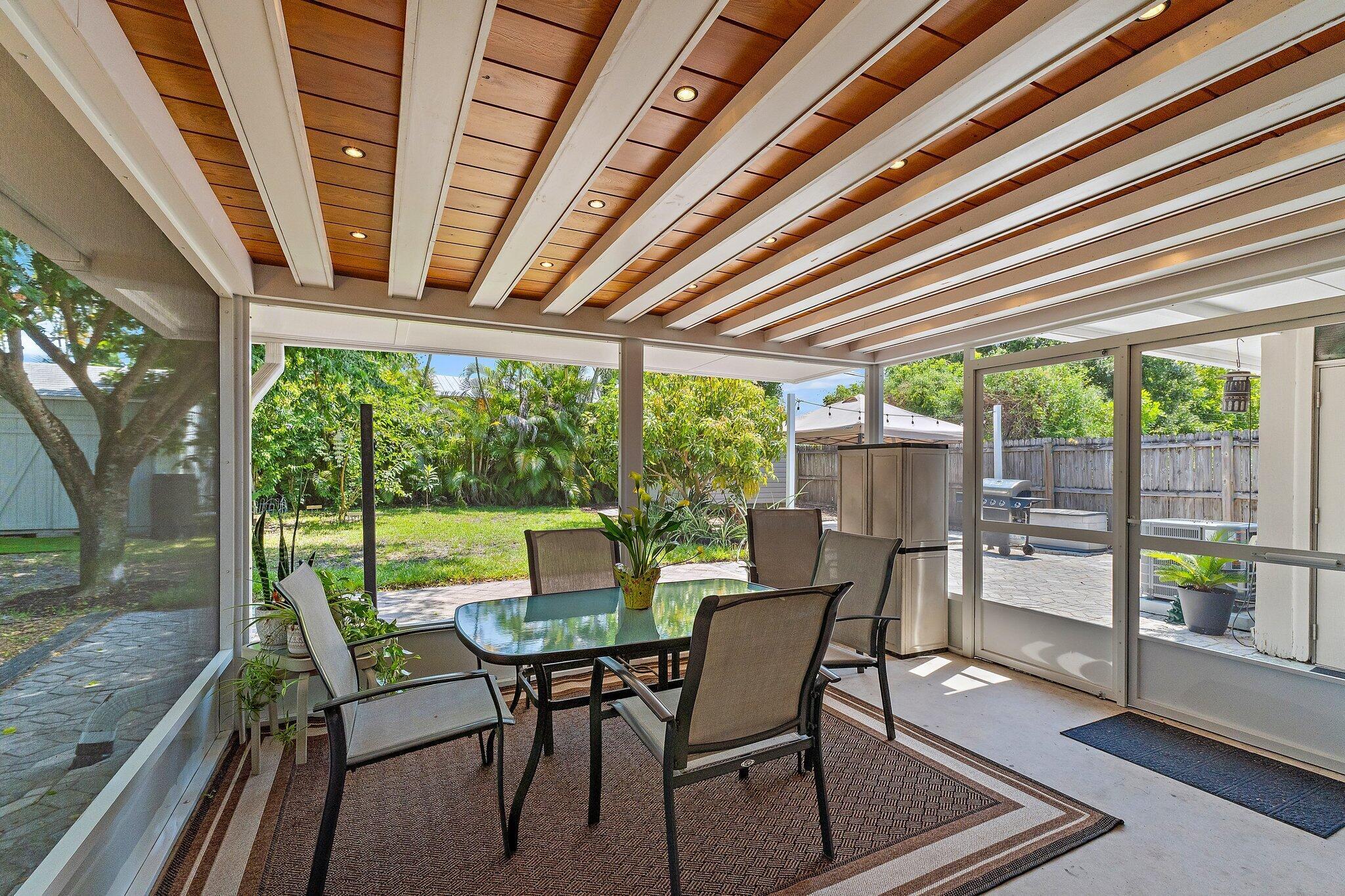 314 Fern St Jupiter, FL 33458