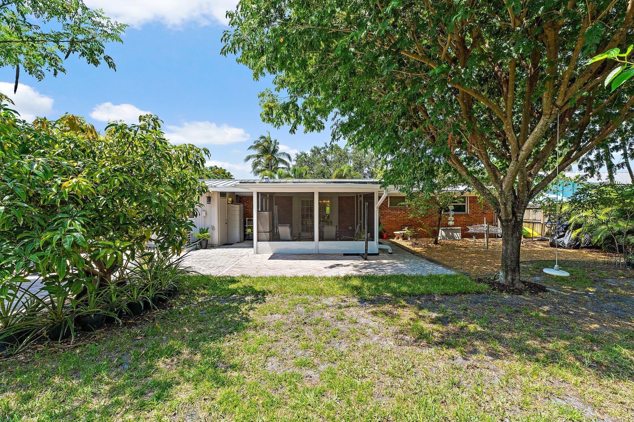 314 Fern St Jupiter, FL 33458