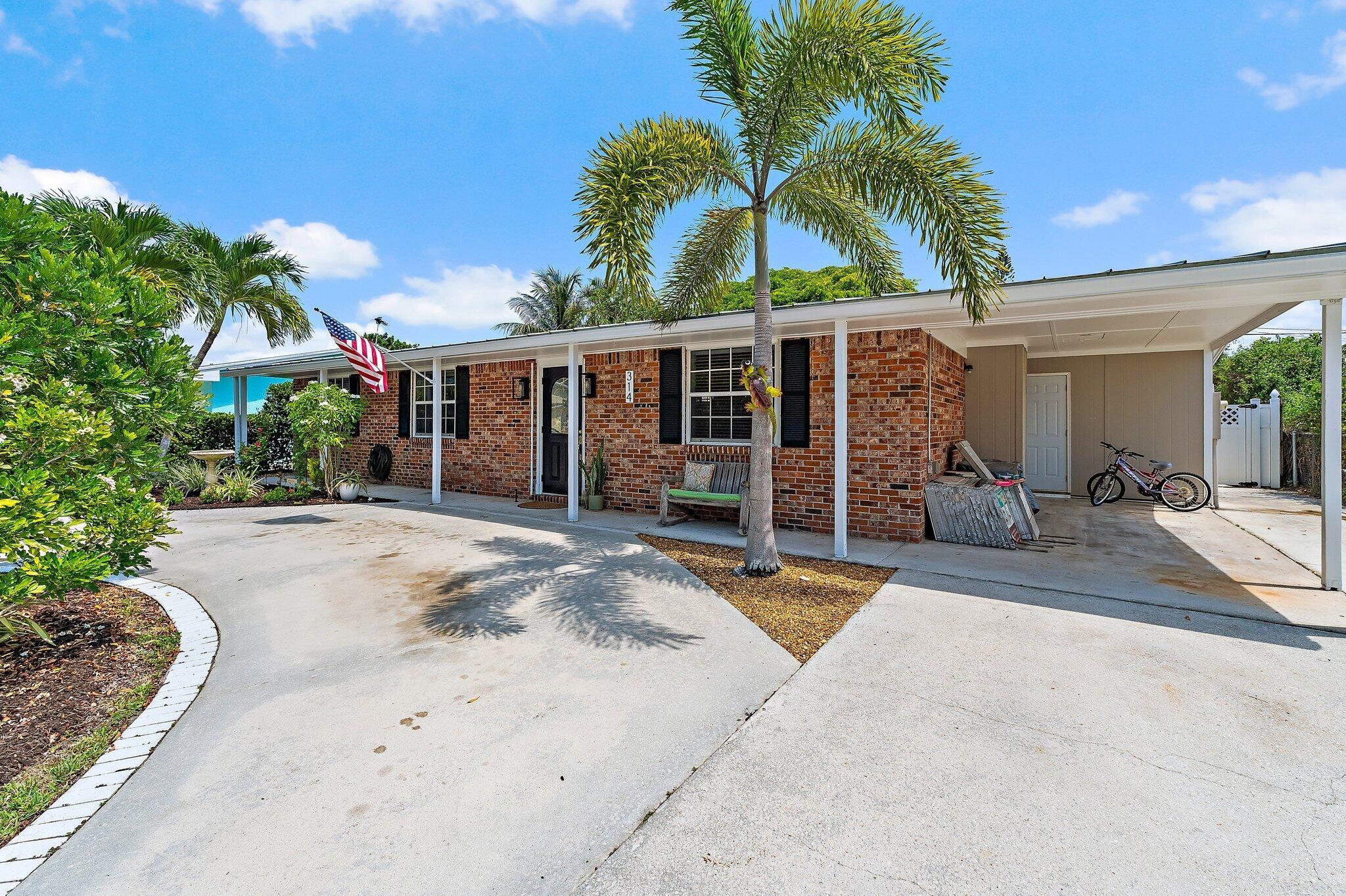 314 Fern St Jupiter, FL 33458