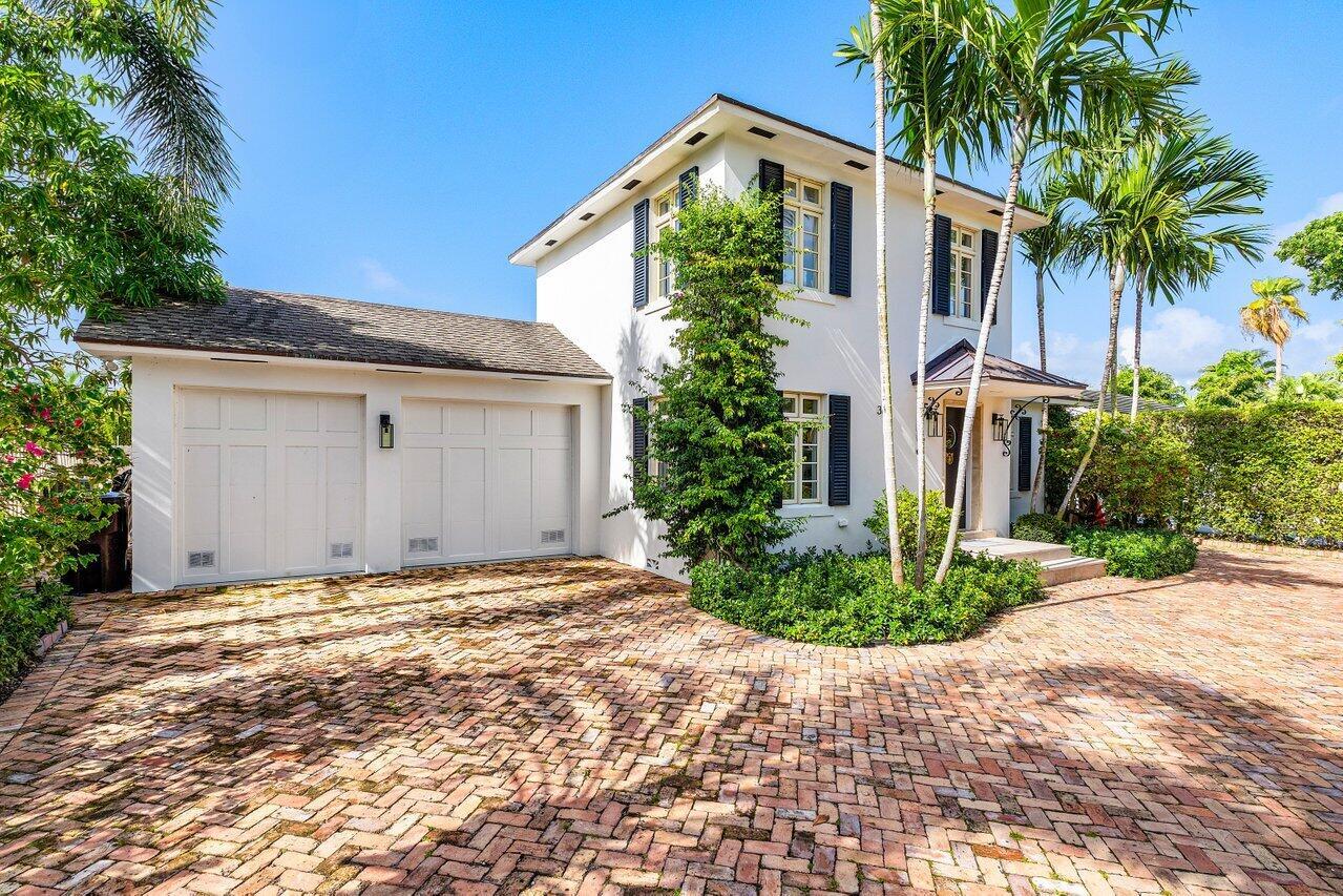 306 Cordova Rd