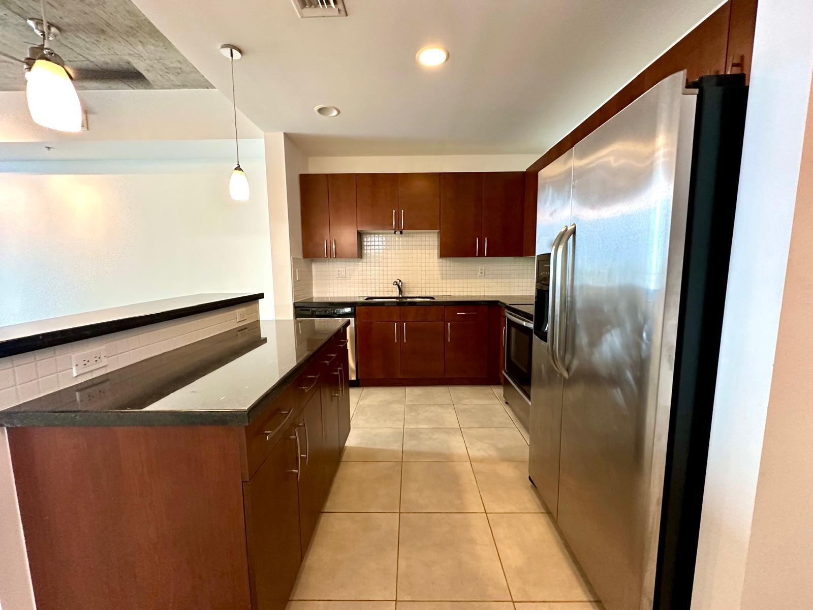 300 S Australian Ave #921