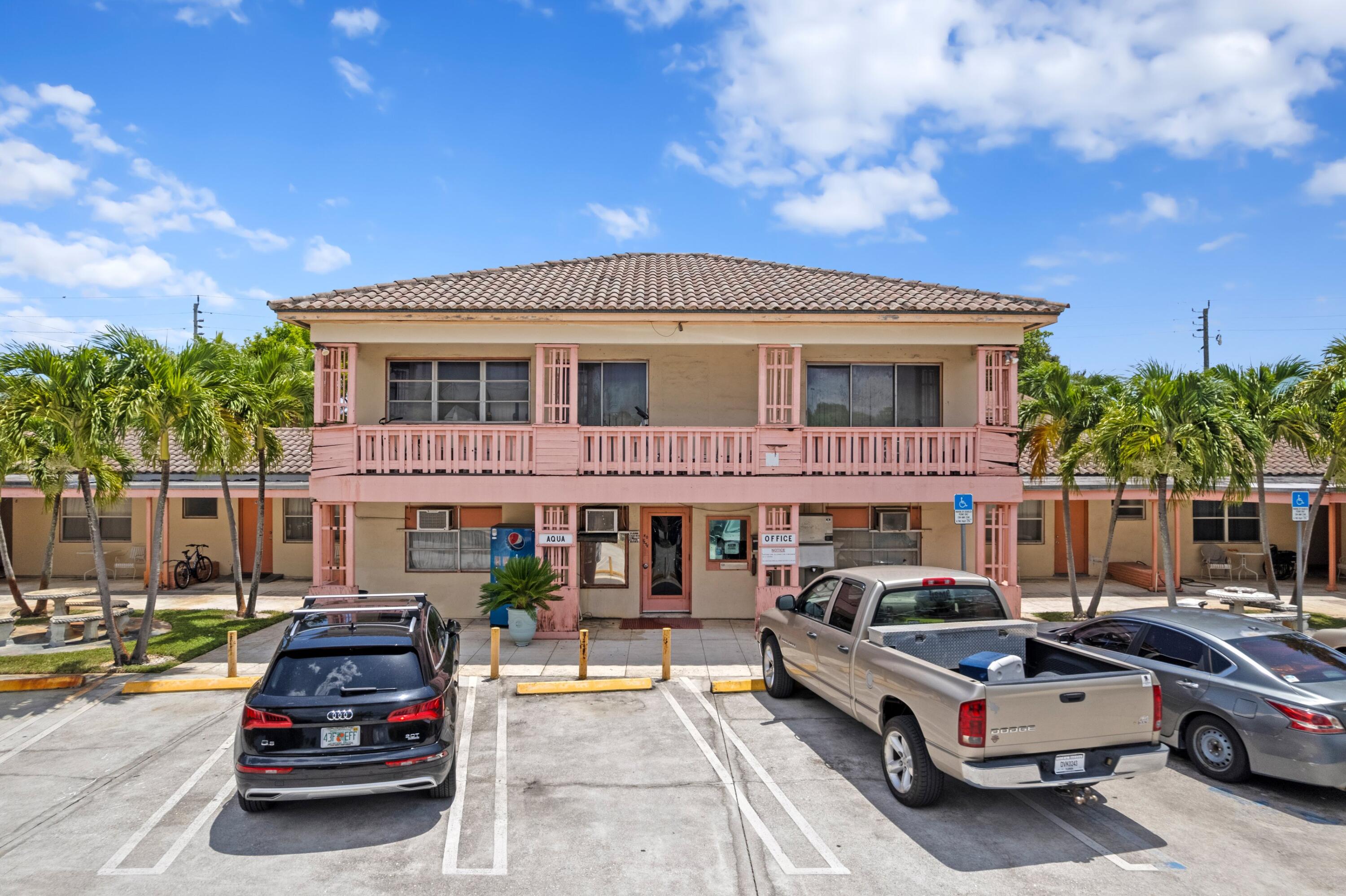 7800 S Dixie West Palm Beach, FL 33405