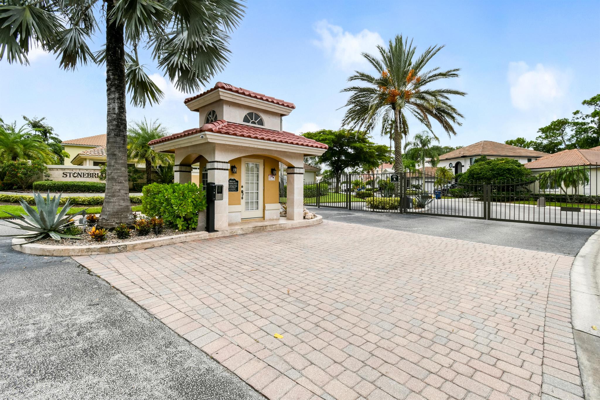 141 St Michaels Ct Jupiter, FL 33458