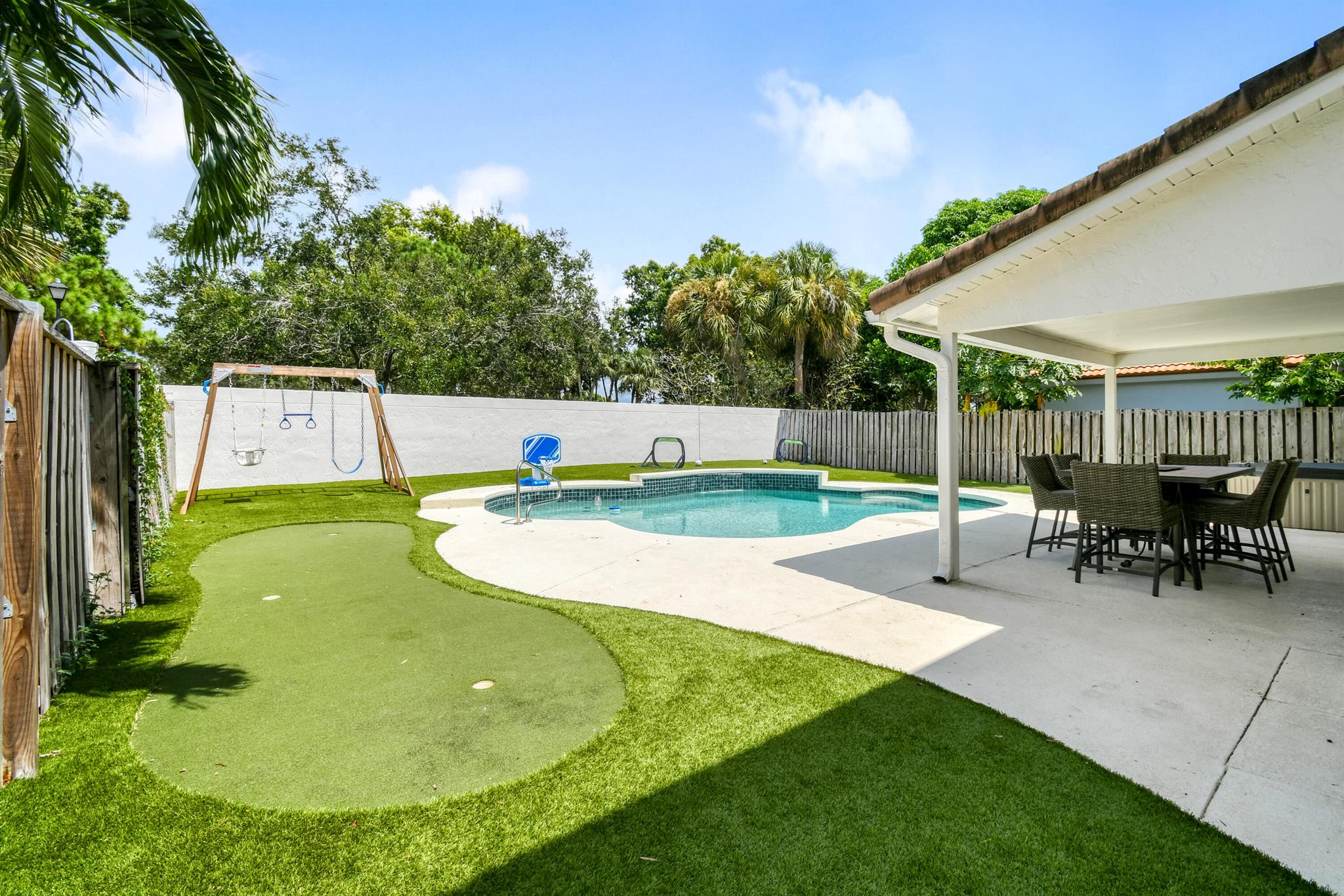 141 St Michaels Ct Jupiter, FL 33458