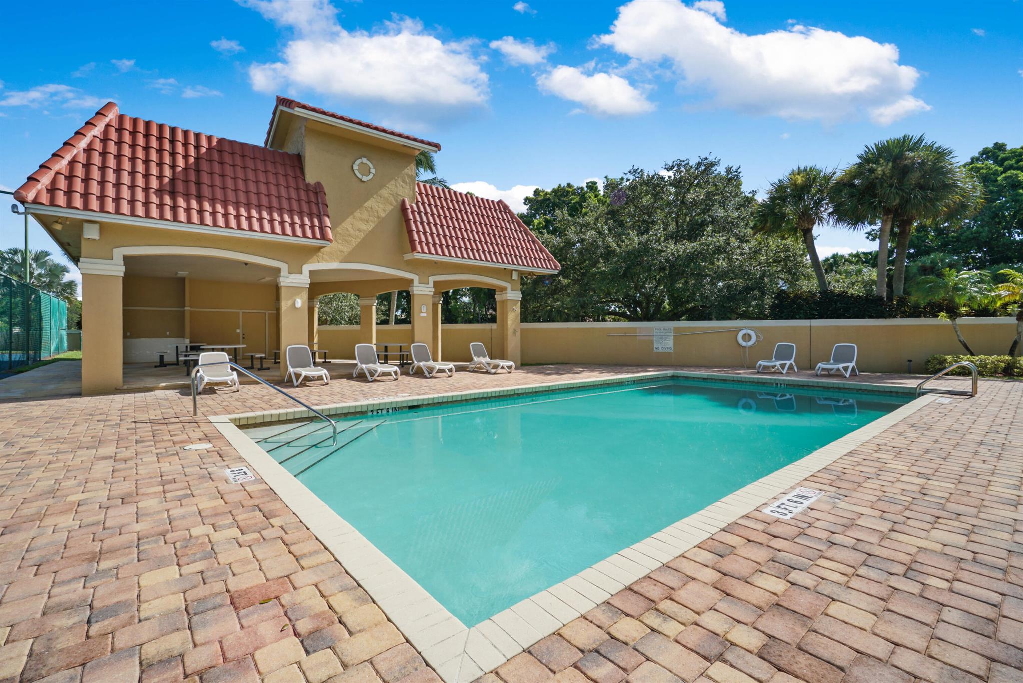 141 St Michaels Ct Jupiter, FL 33458
