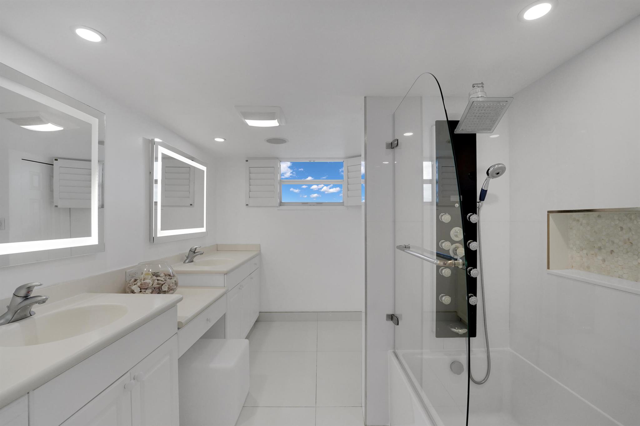 2800 E Sunrise Blvd #19a Fort Lauderdale, FL 33304