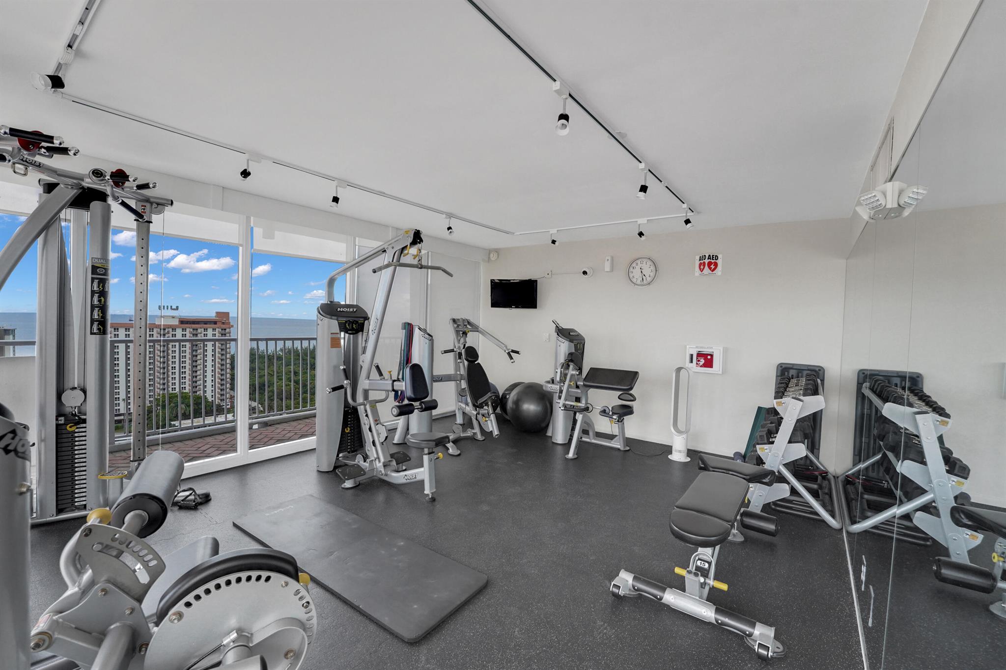 2800 E Sunrise Blvd #19a Fort Lauderdale, FL 33304