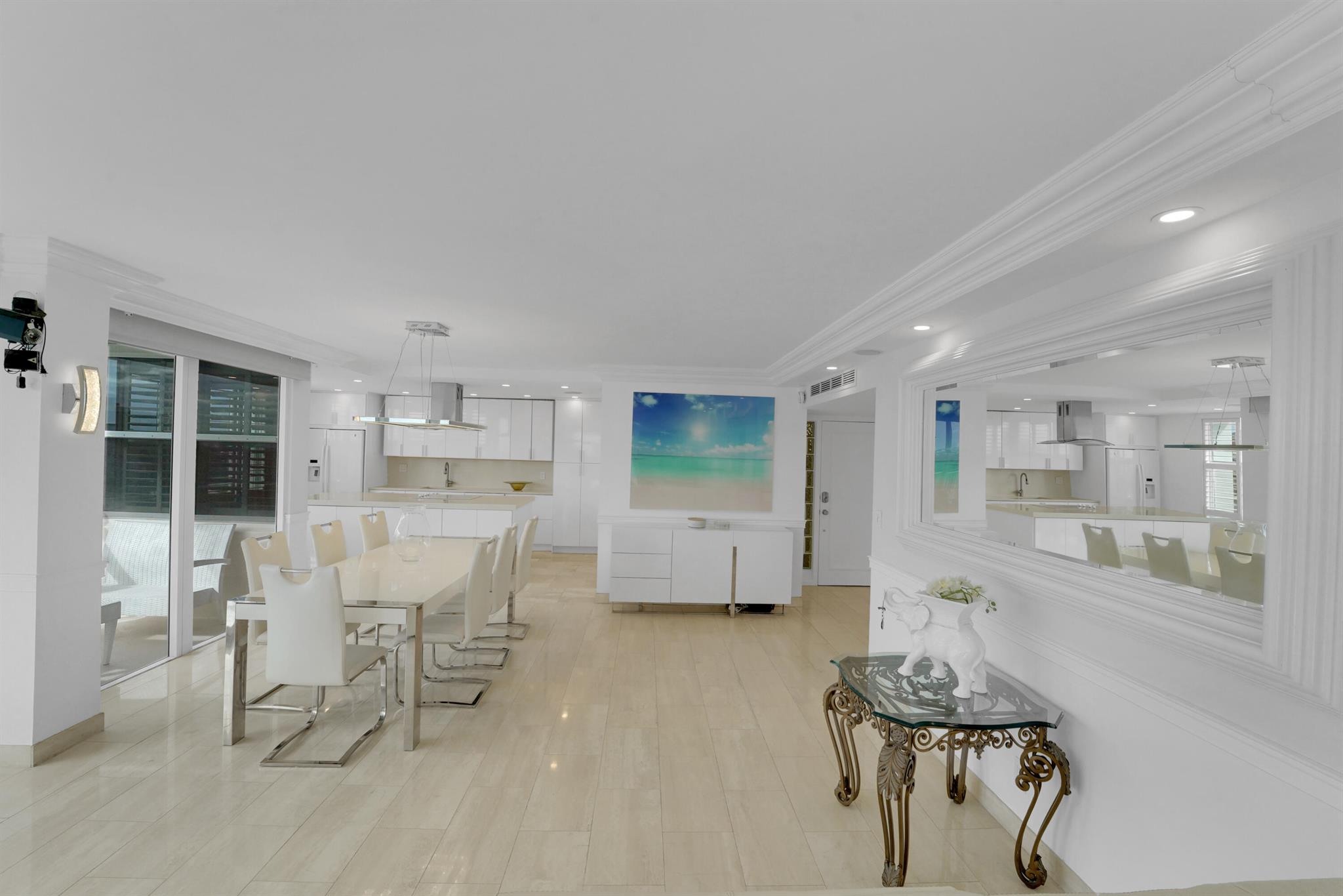 2800 E Sunrise Blvd #19a Fort Lauderdale, FL 33304