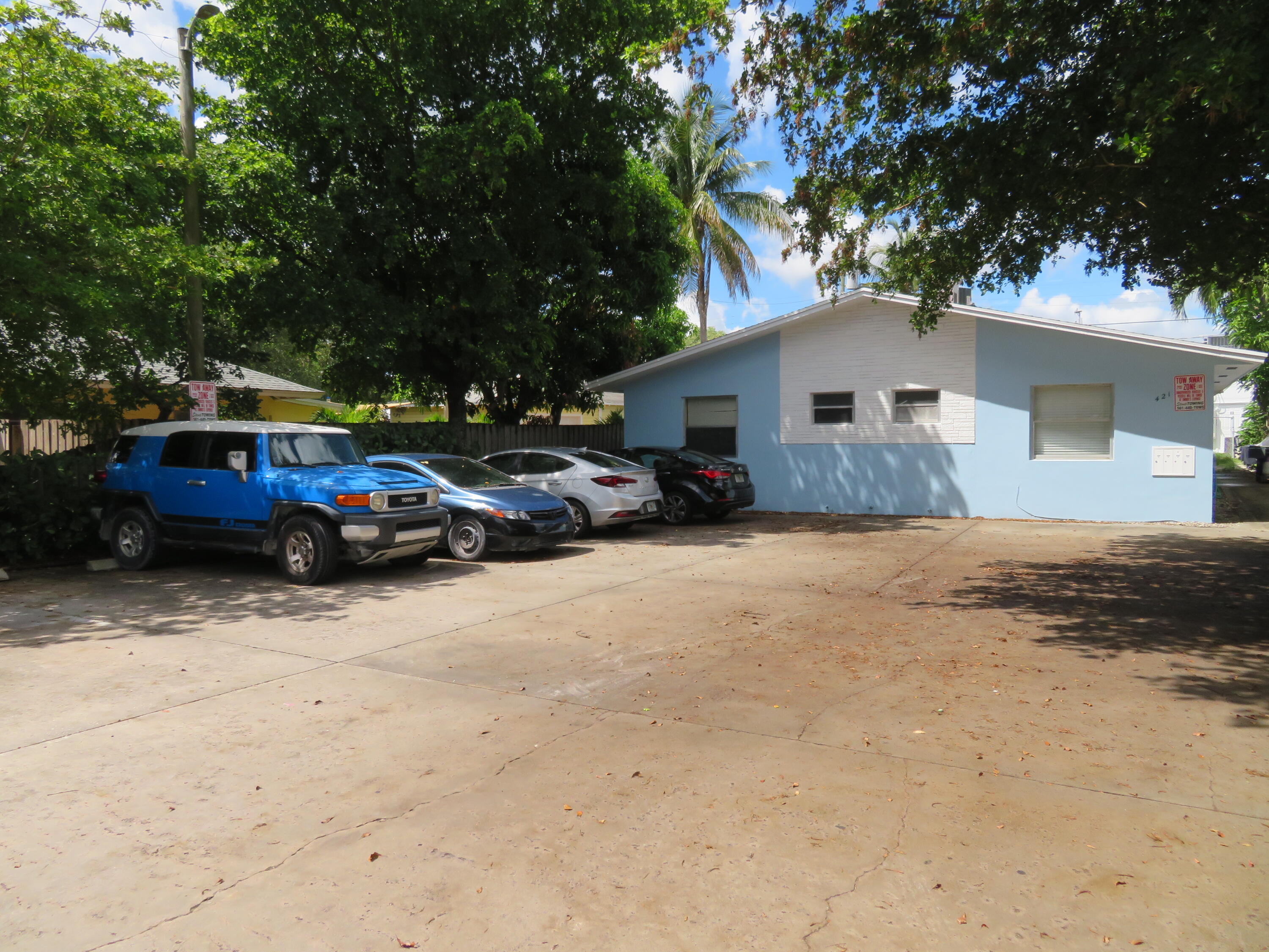 421 S J St #2