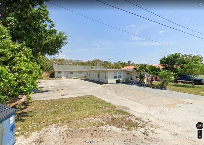 1202 Summer St #3074