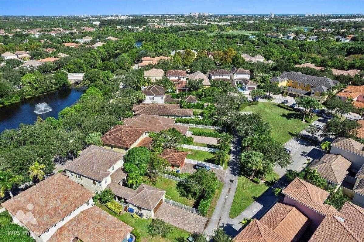 118 Wicklow Ln Jupiter, FL 33458