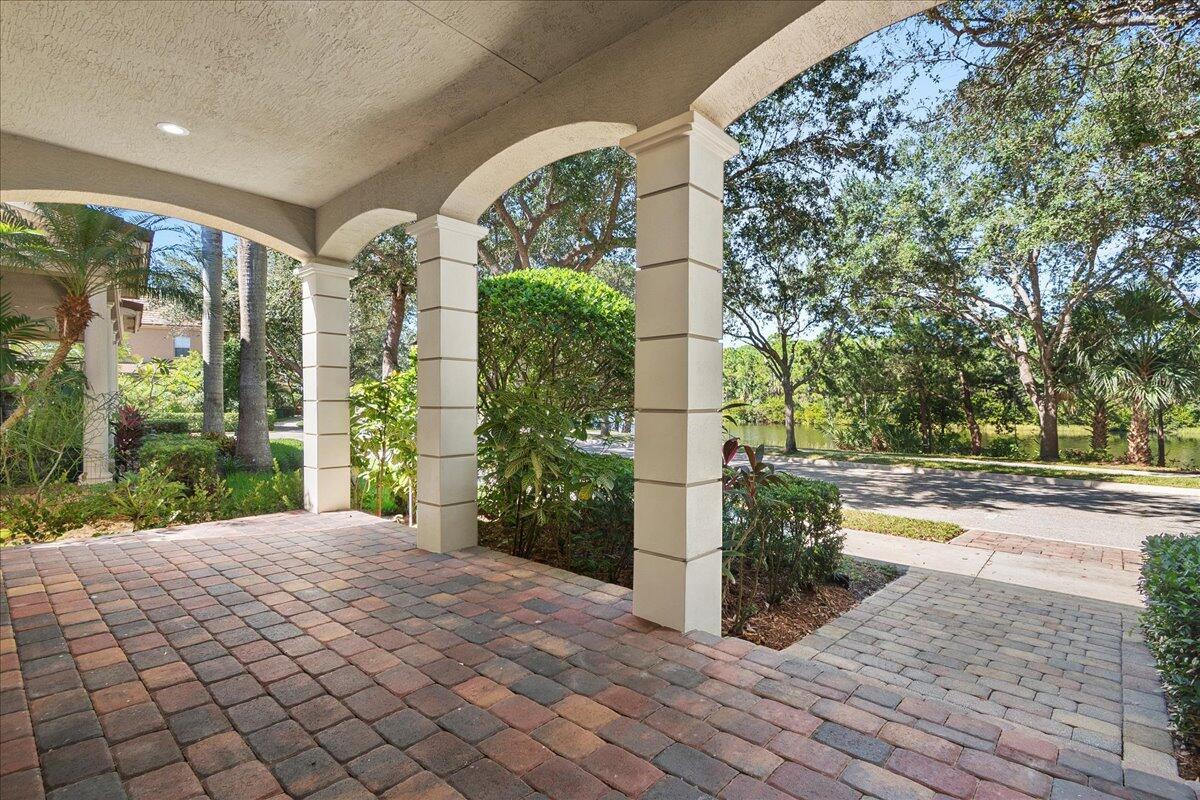 118 Wicklow Ln Jupiter, FL 33458