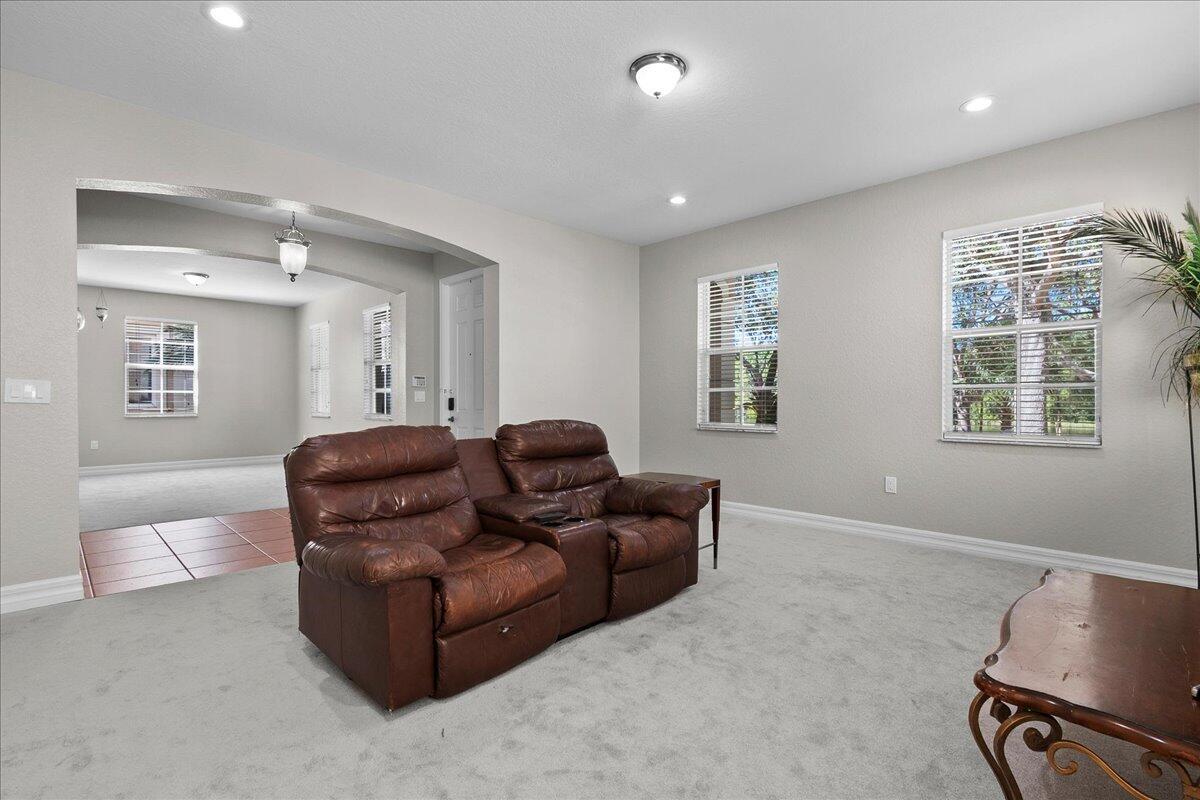 118 Wicklow Ln Jupiter, FL 33458