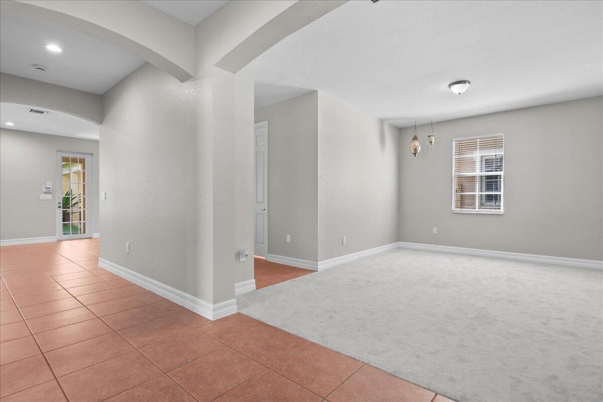 118 Wicklow Ln Jupiter, FL 33458