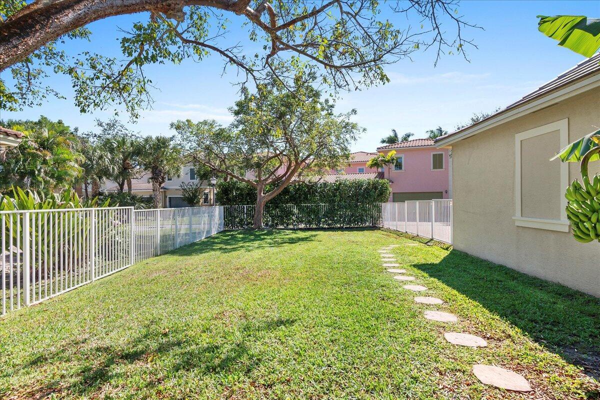 118 Wicklow Ln Jupiter, FL 33458