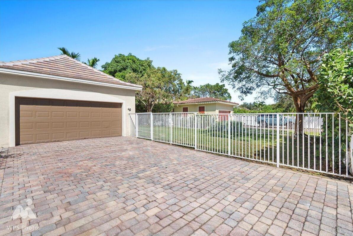 118 Wicklow Ln Jupiter, FL 33458