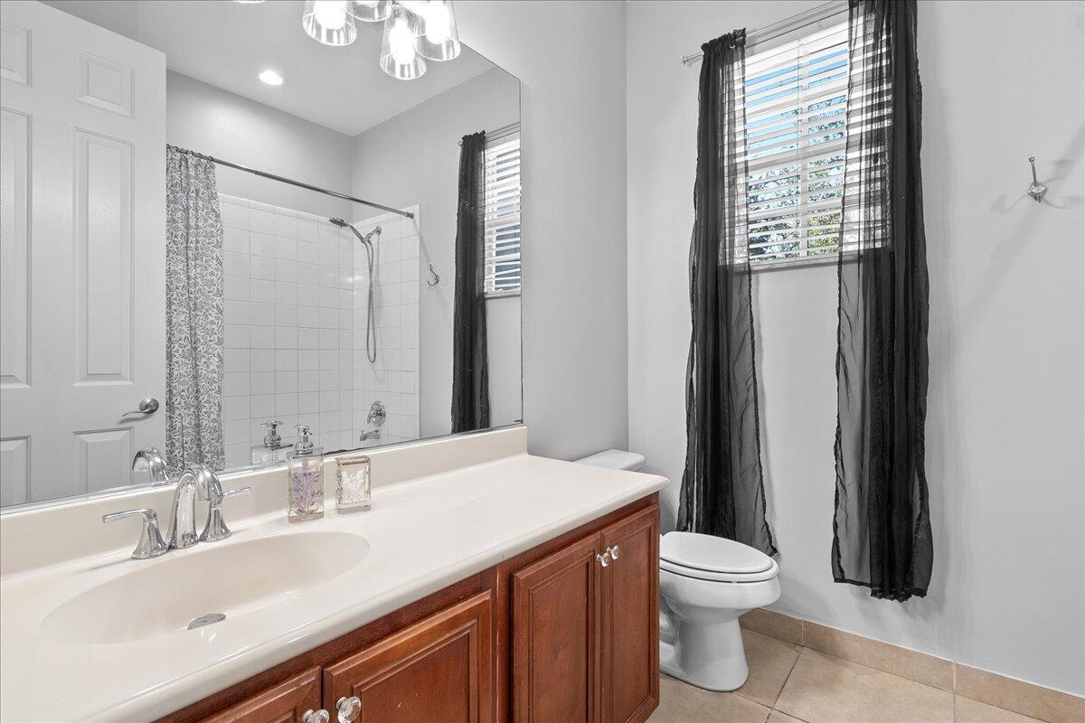 118 Wicklow Ln Jupiter, FL 33458