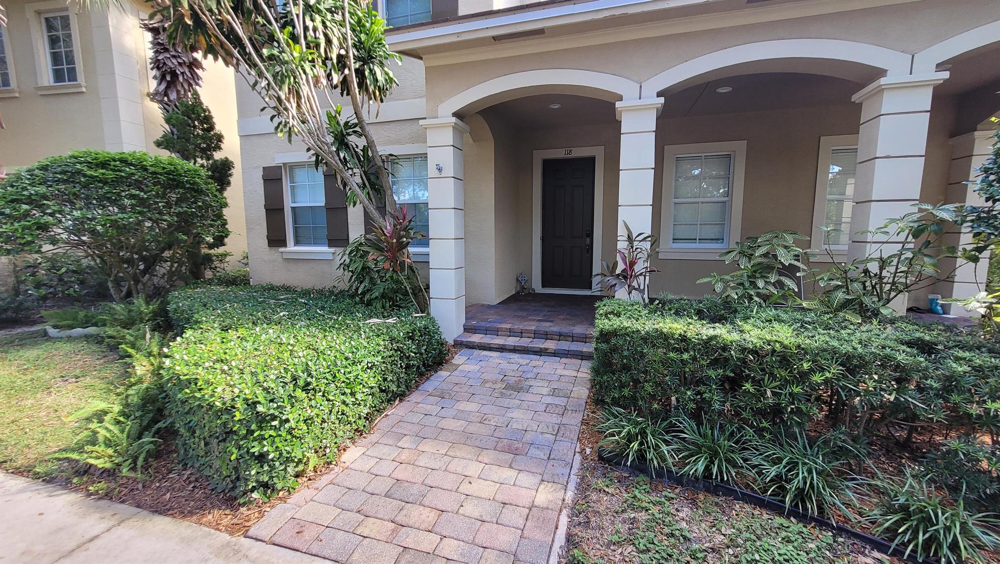 118 Wicklow Ln Jupiter, FL 33458