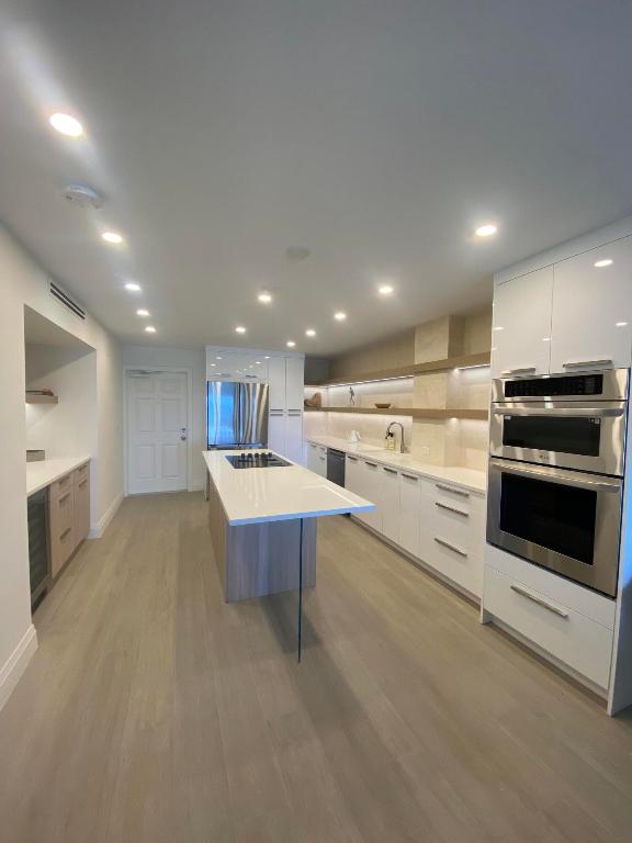 1021 Hillsboro Mile #G6 Lighthouse Point, FL 33064