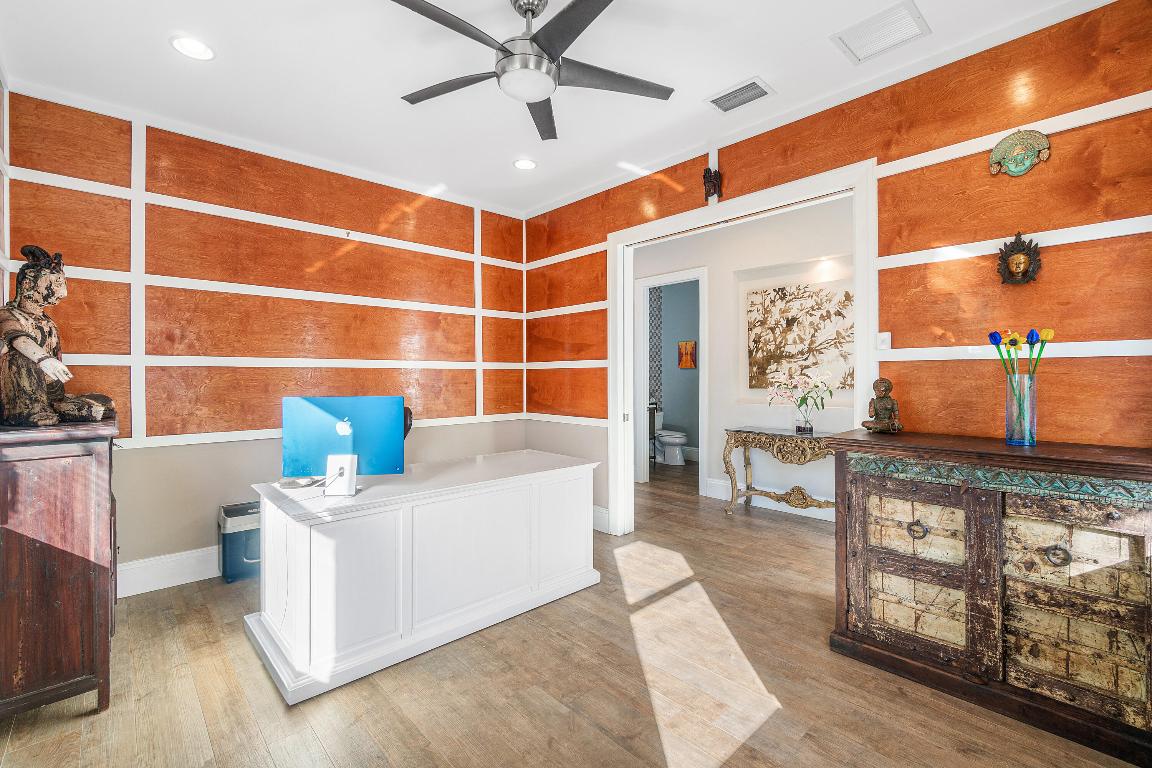 351 E Boca Raton Boca Raton, FL 33432