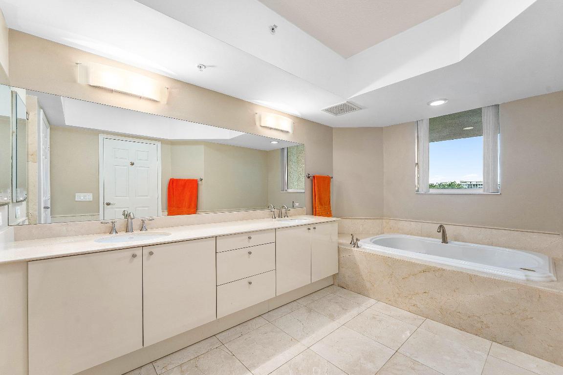 411 N New Riv #401 Fort Lauderdale, FL 33301