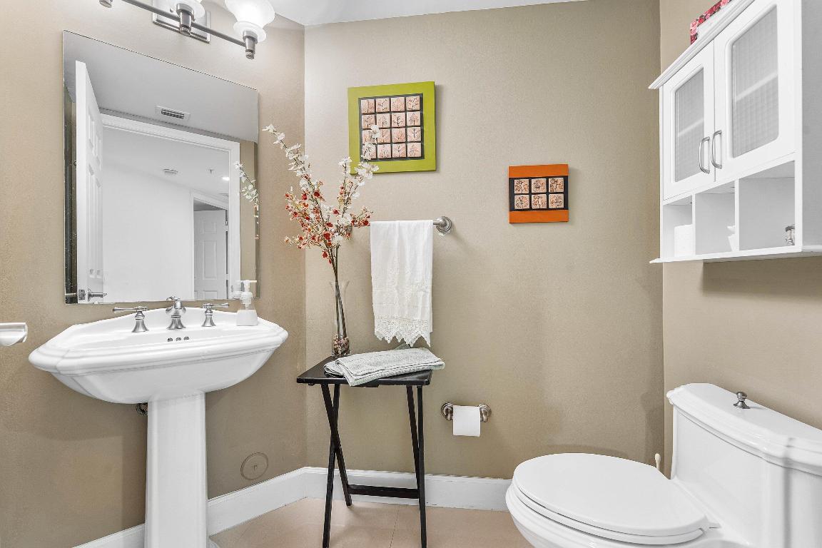 411 N New Riv #401 Fort Lauderdale, FL 33301