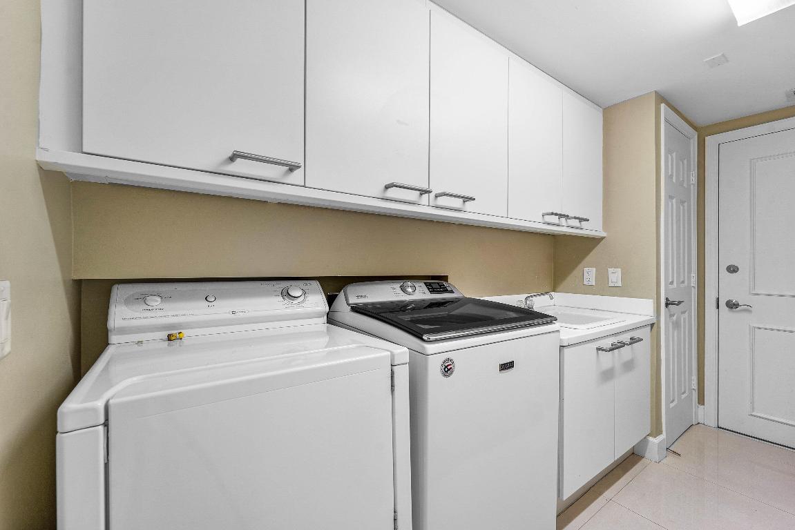 411 N New Riv #401 Fort Lauderdale, FL 33301