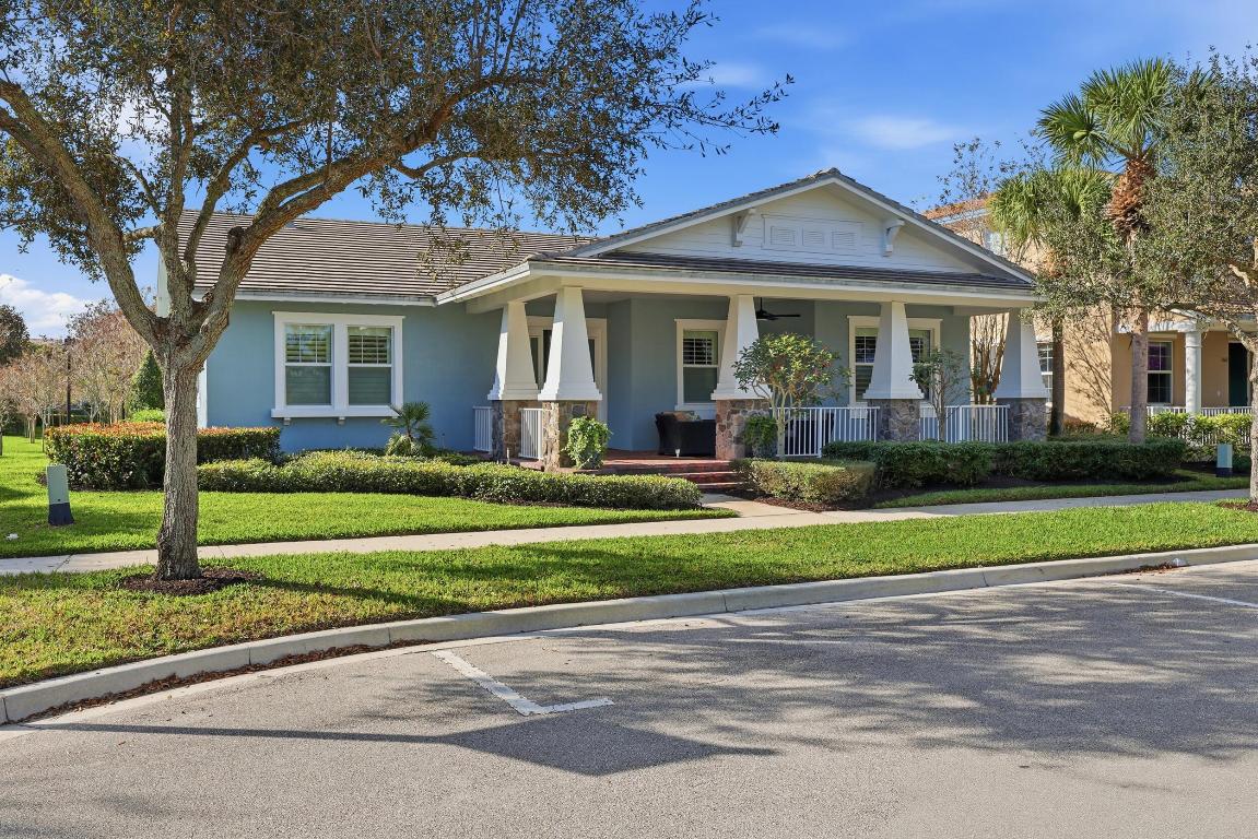 1358 Community Jupiter, FL 33458