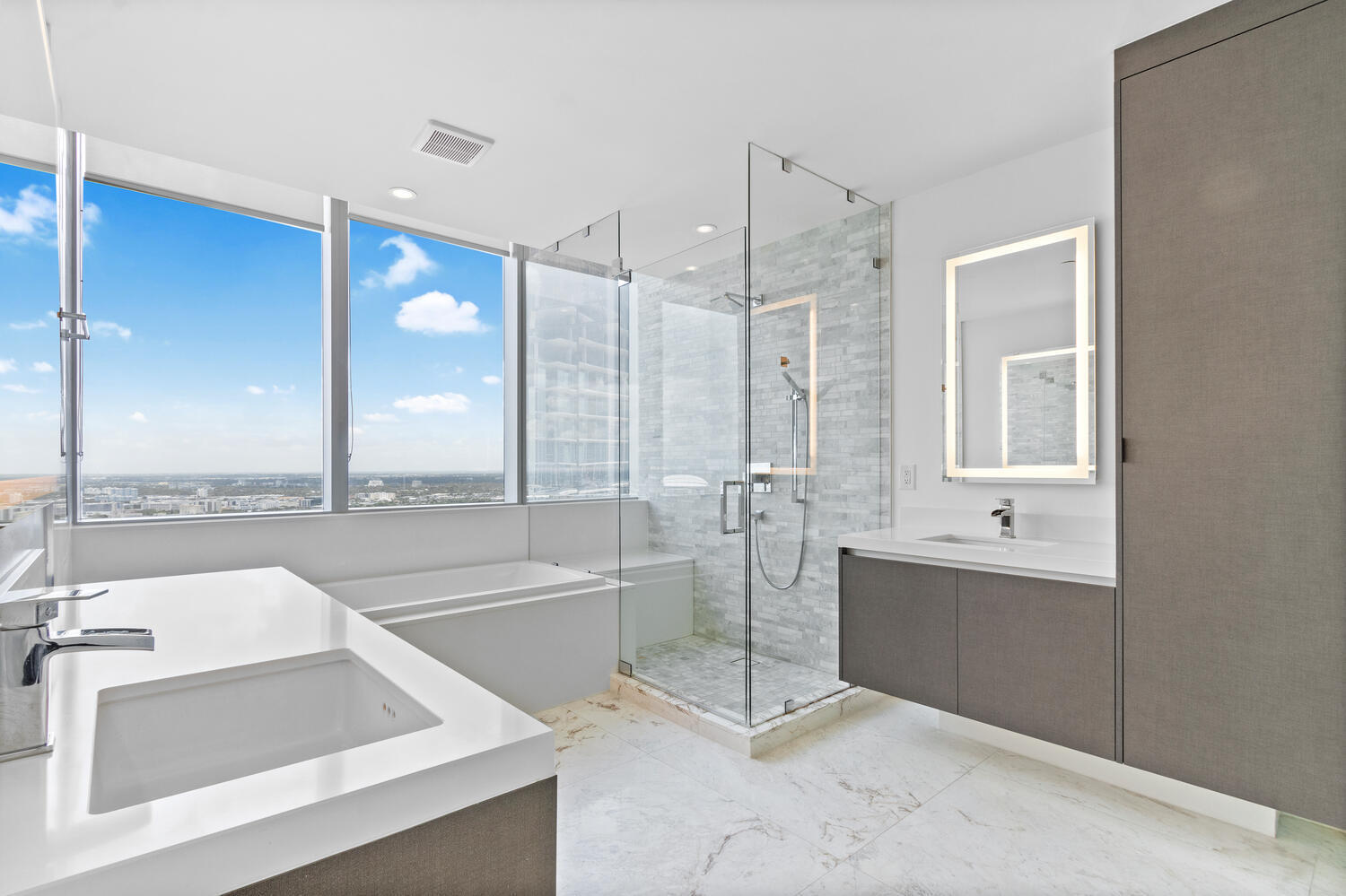 image Paramount Miami Worldcenter13