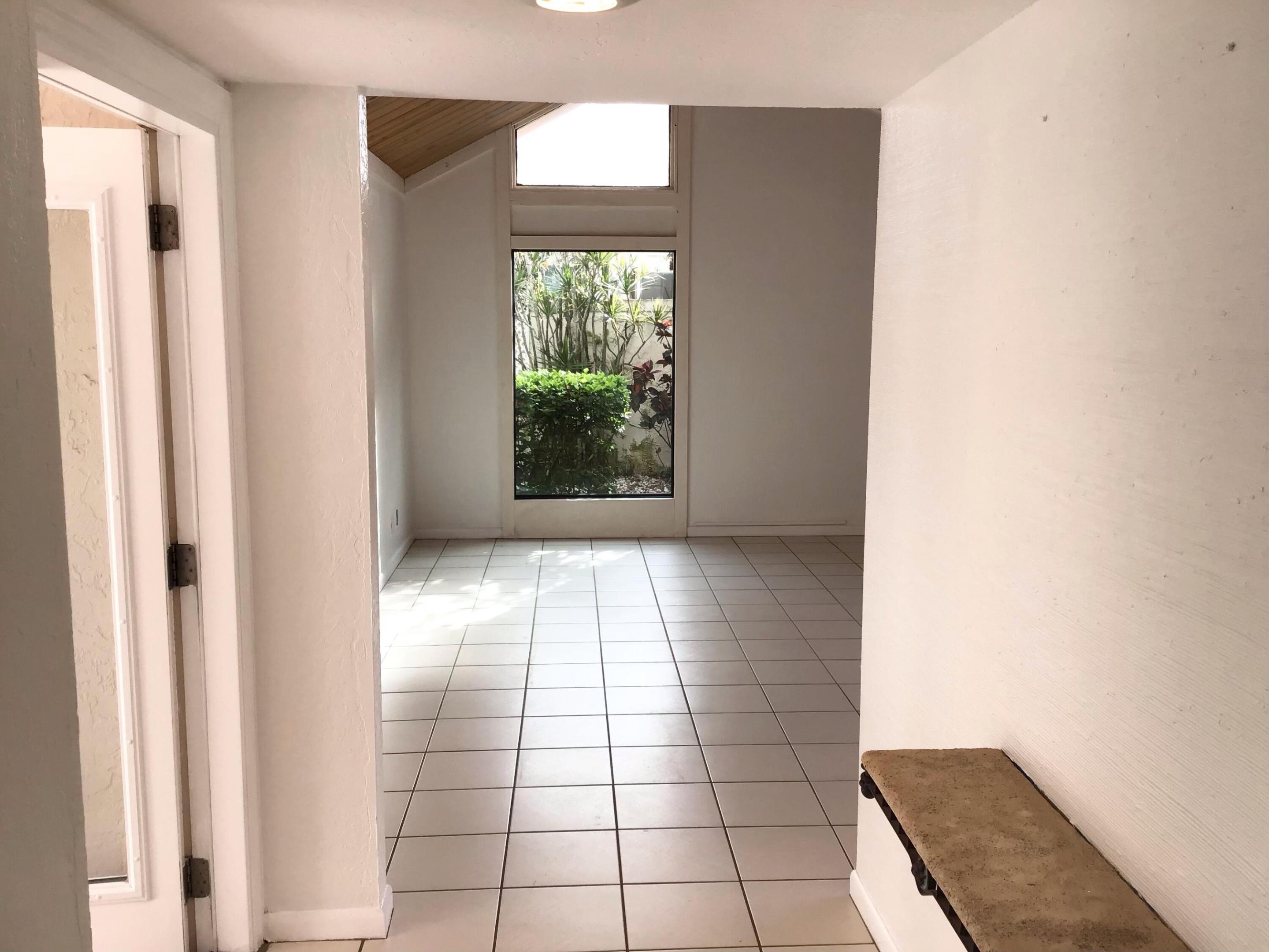 106 Albacore Jupiter, FL 33477