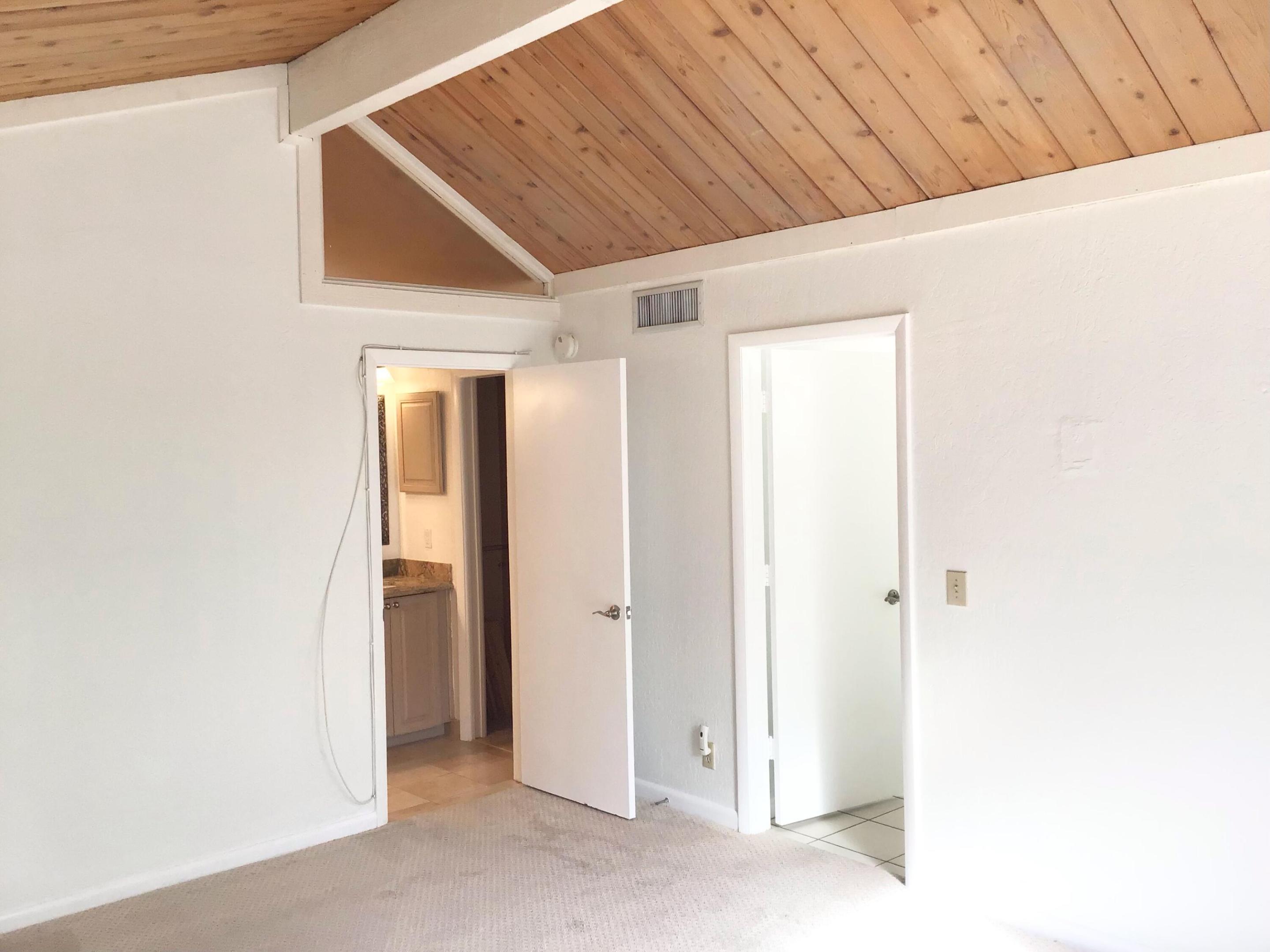 106 Albacore Jupiter, FL 33477