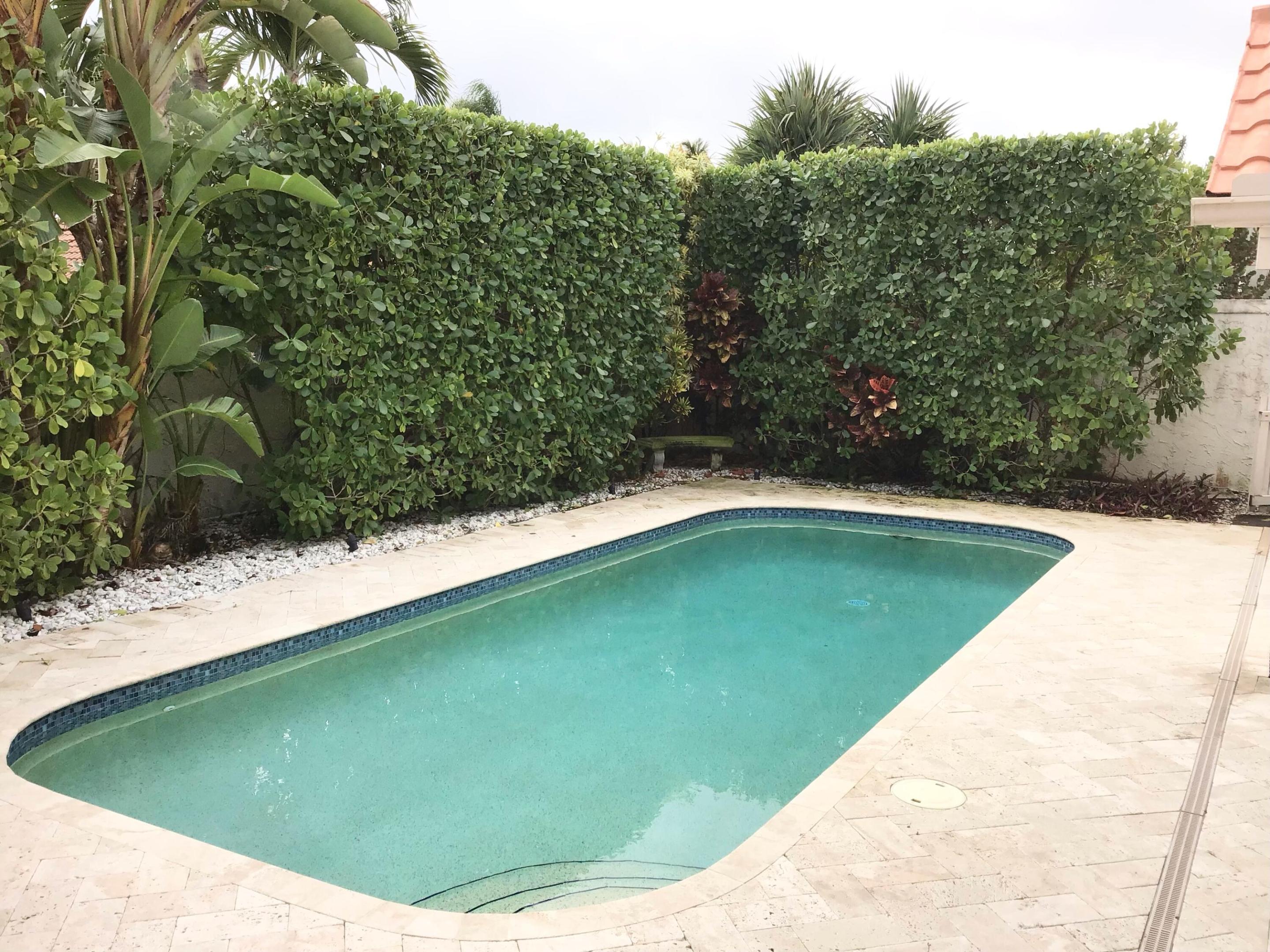 106 Albacore Jupiter, FL 33477