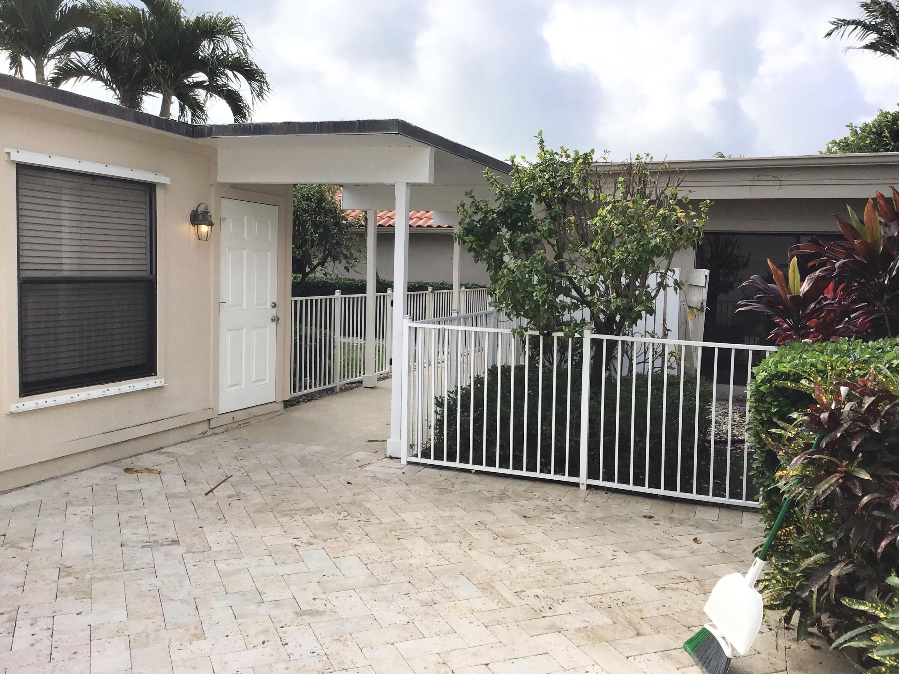 106 Albacore Jupiter, FL 33477