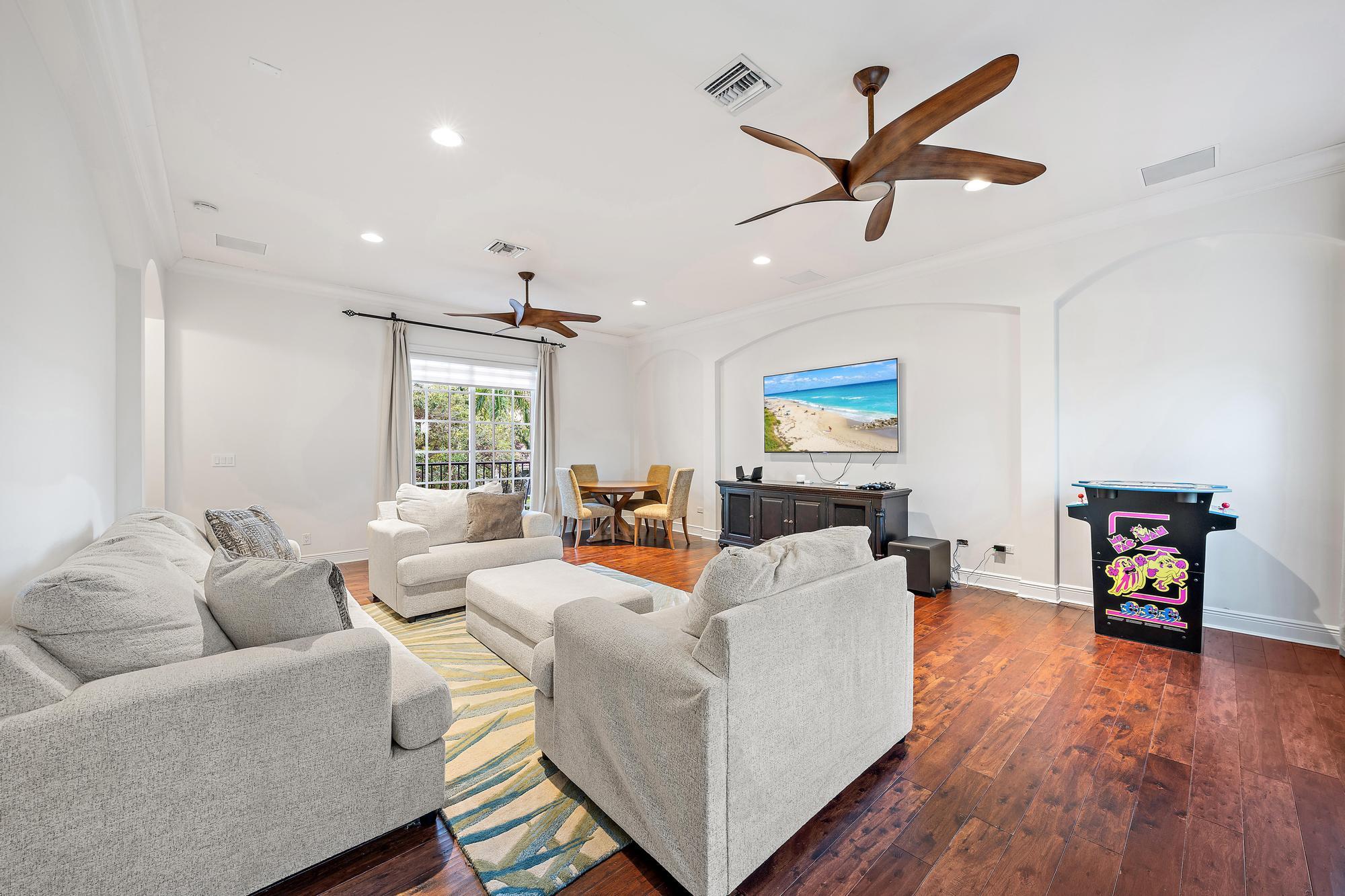 107 Nativa North Palm Beach, FL 33410