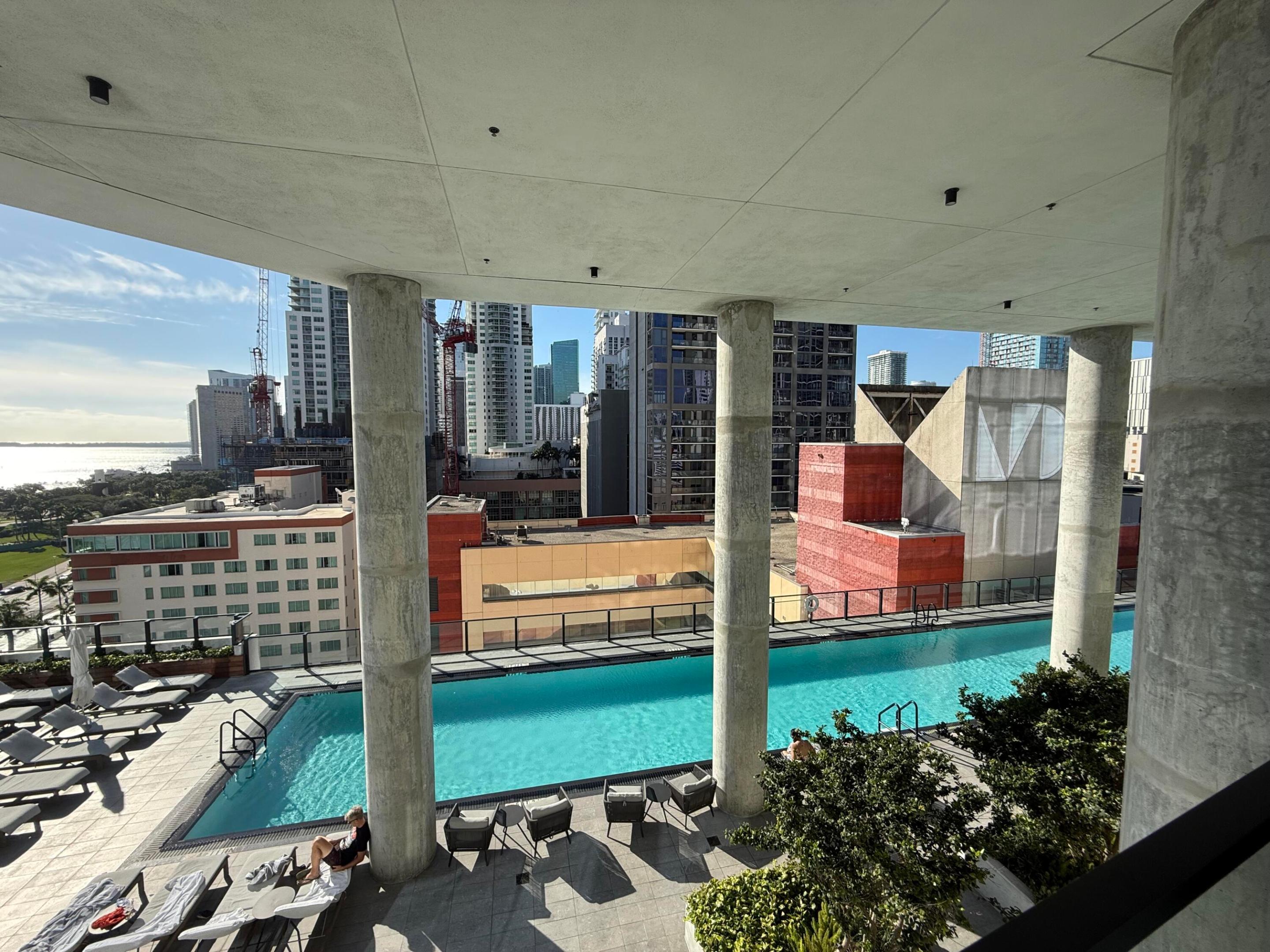 398 NE 5th #2118 Miami, FL 33132