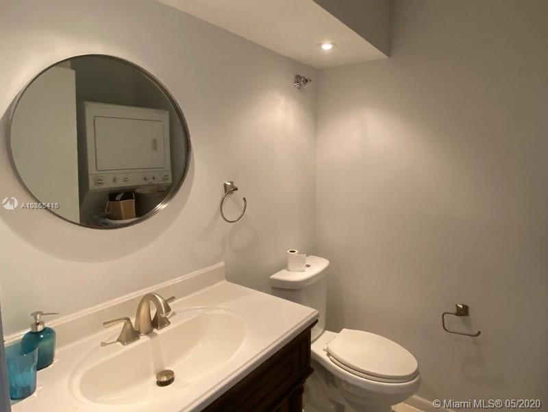 image CASTLE BEACH CLUB CONDO5