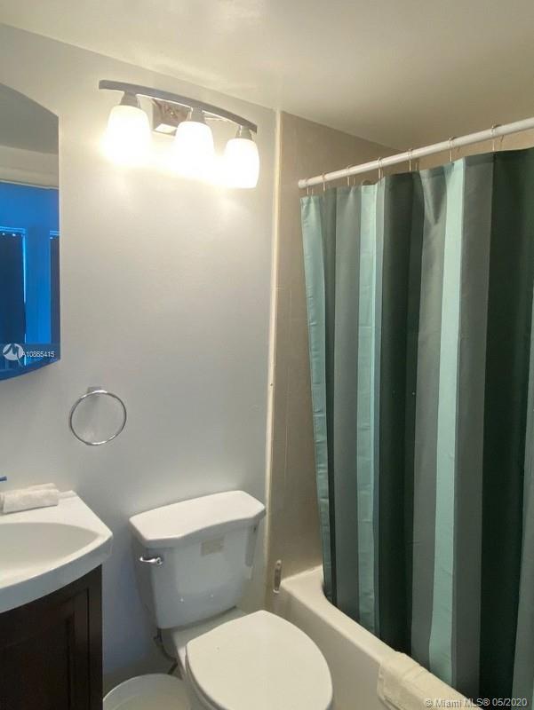 image CASTLE BEACH CLUB CONDO6