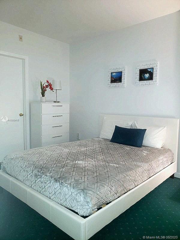 image CASTLE BEACH CLUB CONDO8