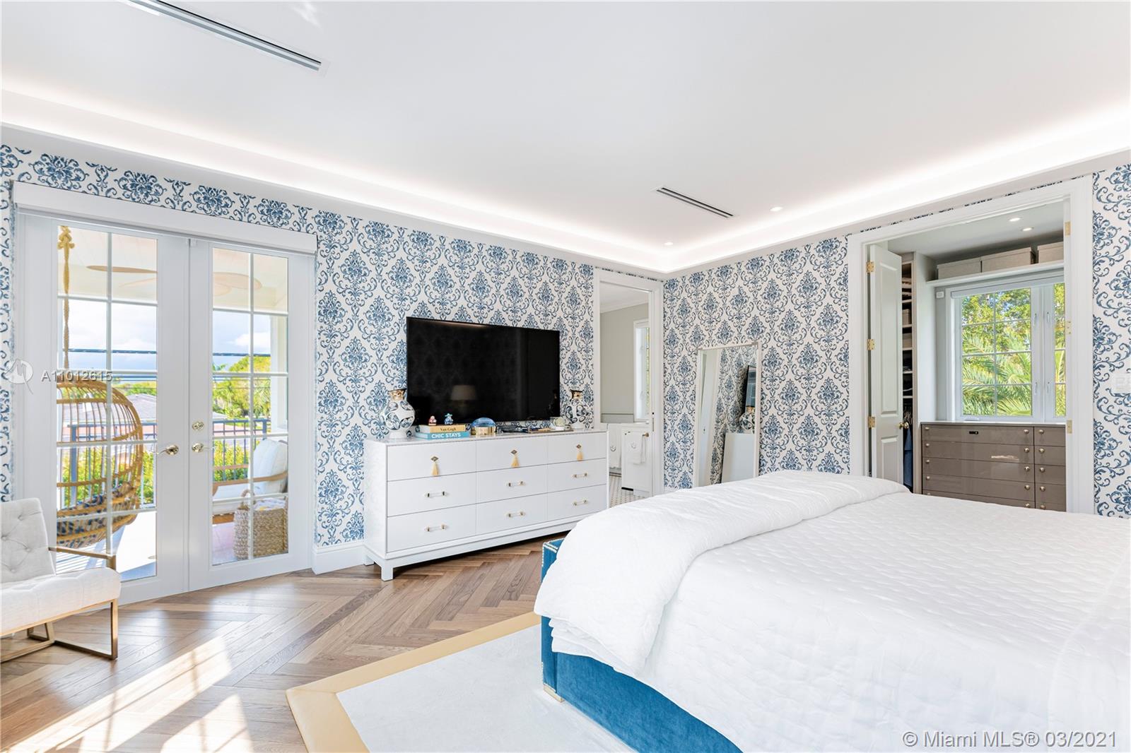 402 Vittorio Ave Coral Gables, FL 33146