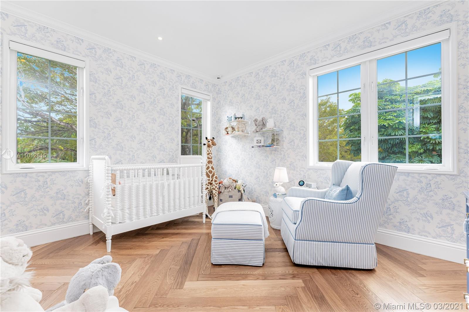 402 Vittorio Ave Coral Gables, FL 33146