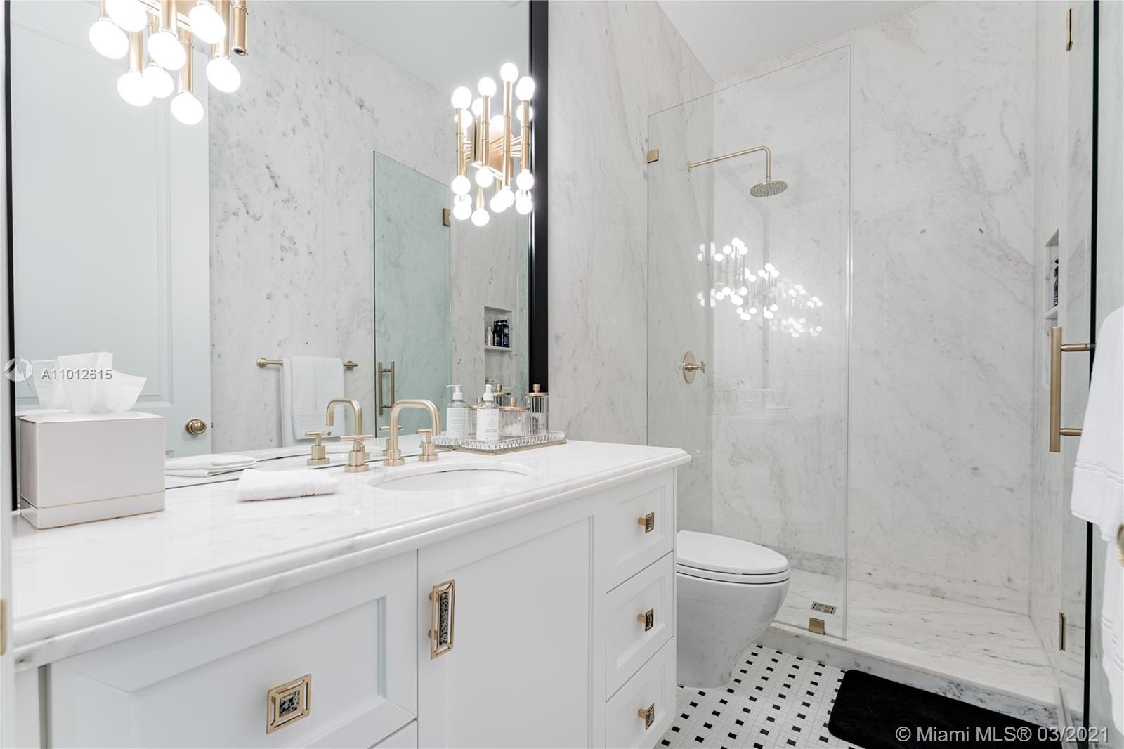 402 Vittorio Ave Coral Gables, FL 33146