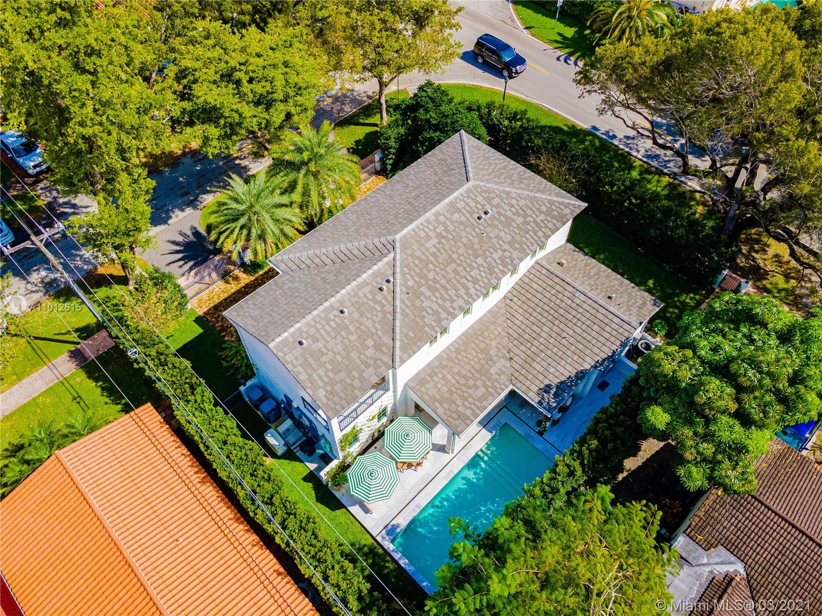 402 Vittorio Ave Coral Gables, FL 33146