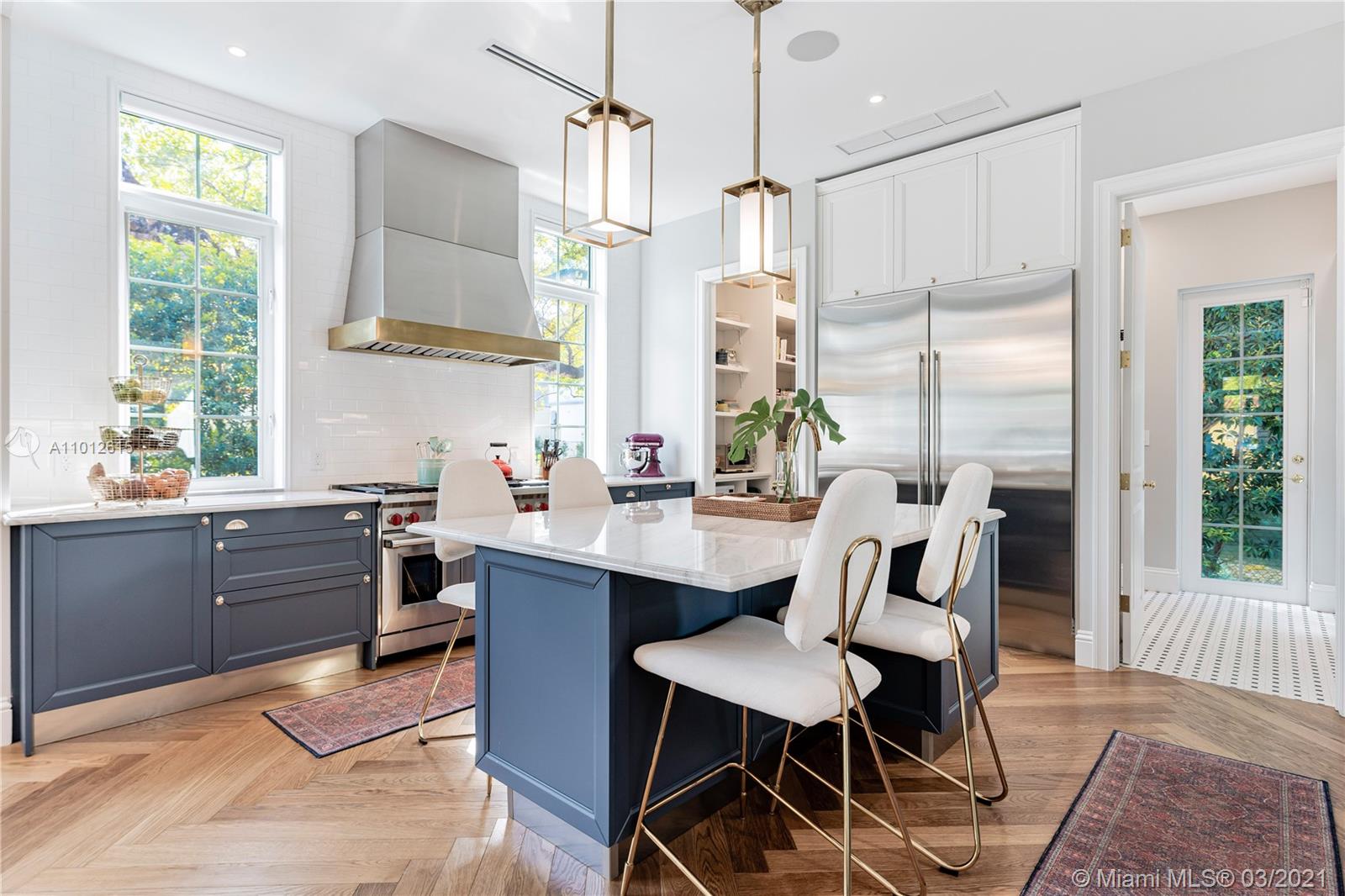 402 Vittorio Ave Coral Gables, FL 33146