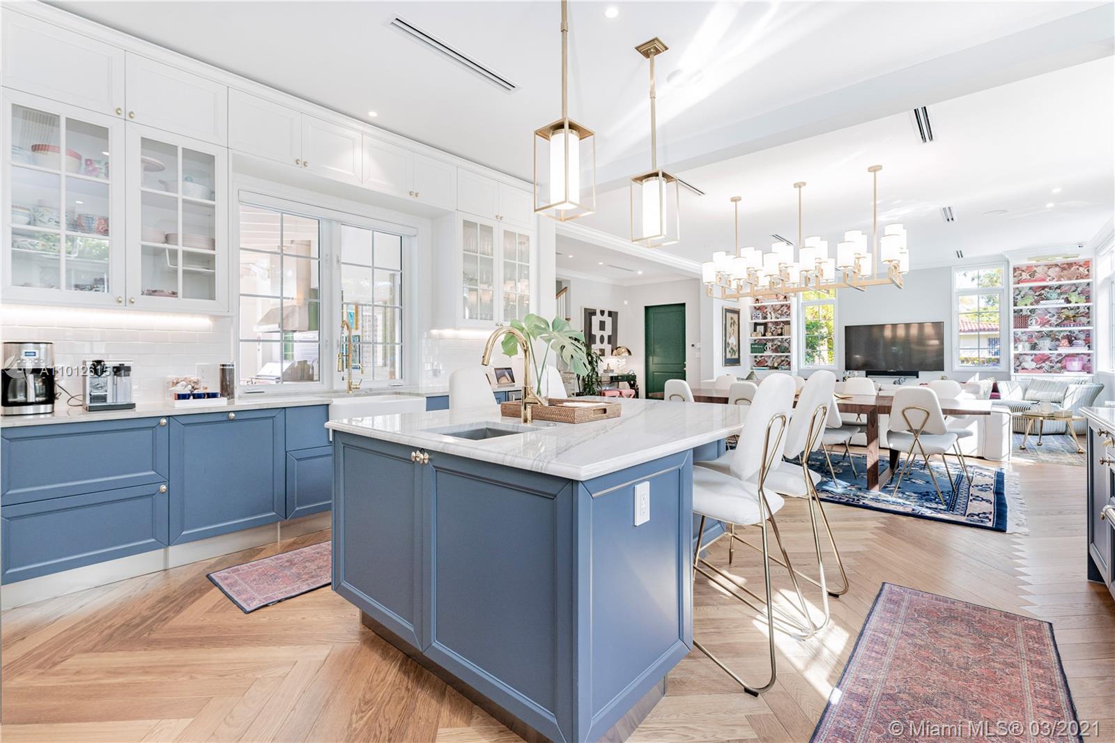 402 Vittorio Ave Coral Gables, FL 33146